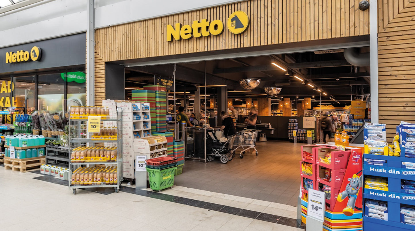 Netto Supermarket Entrance - Professional Cleaning Services by Home Clean Cph